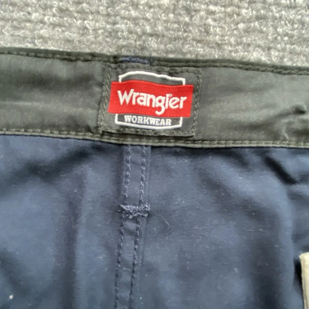 Wrangler Workwear Cargo Pants Mens 44x30 Blue Utility Workwear Industrial Rugged